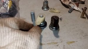 Замена личинки на двери с центральным замком Рено Сандеро 1.