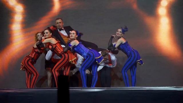 Новогоднее CABARET-ШОУ для Лиги Цифровой Экономики смотреть онлайн