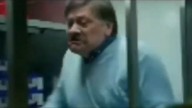Кухня🤯🤯🤯Шефа🤨заперли💪в🆘холодильнике🎃 смотреть онлайн