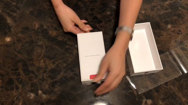 IPhone SE (2020) - Unboxing смотреть онлайн