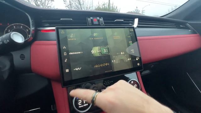 Living With The 2024 Jaguar F-Pace R-Dynamic S P250 смотреть онлайн