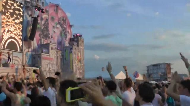 fruit vibrations / r3hab - bad / moscow смотреть онлайн