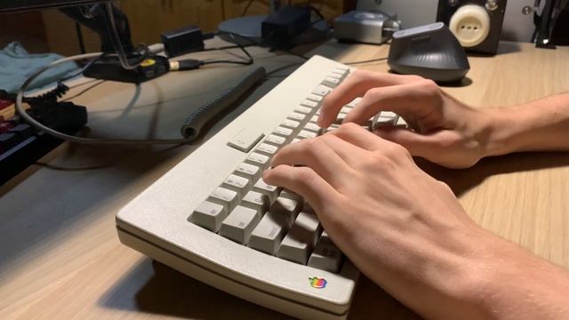 Apple m0116 w/alps salmon dry lubed and paper modded смотреть онлайн
