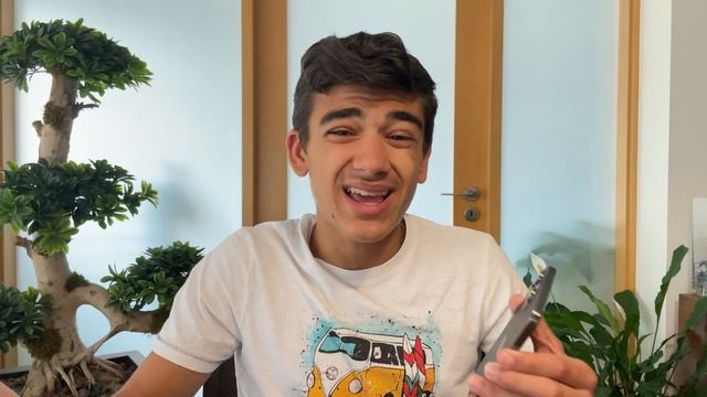 iPhone 12 Pro Max Vs iPhone 13 Pro Max-Just wait for it!! смотреть онлайн