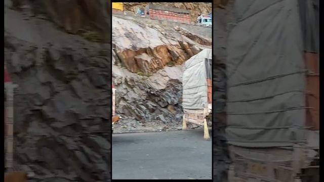 Truck driver Vlog#kashmir to jaipur apple load #beautiful roads смотреть онлайн