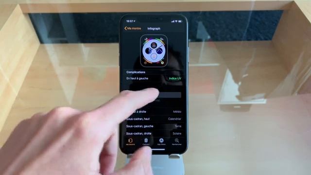 Comment créer un cadran Apple Watch 4 minimaliste avec un symbole type  au centre ! смотреть онлайн