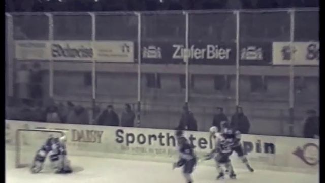Olimpija Ljubljana vs. EK Zell am See - hockey fight смотреть онлайн