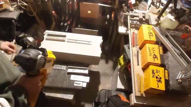 Dewalt DCN 890 смотреть онлайн