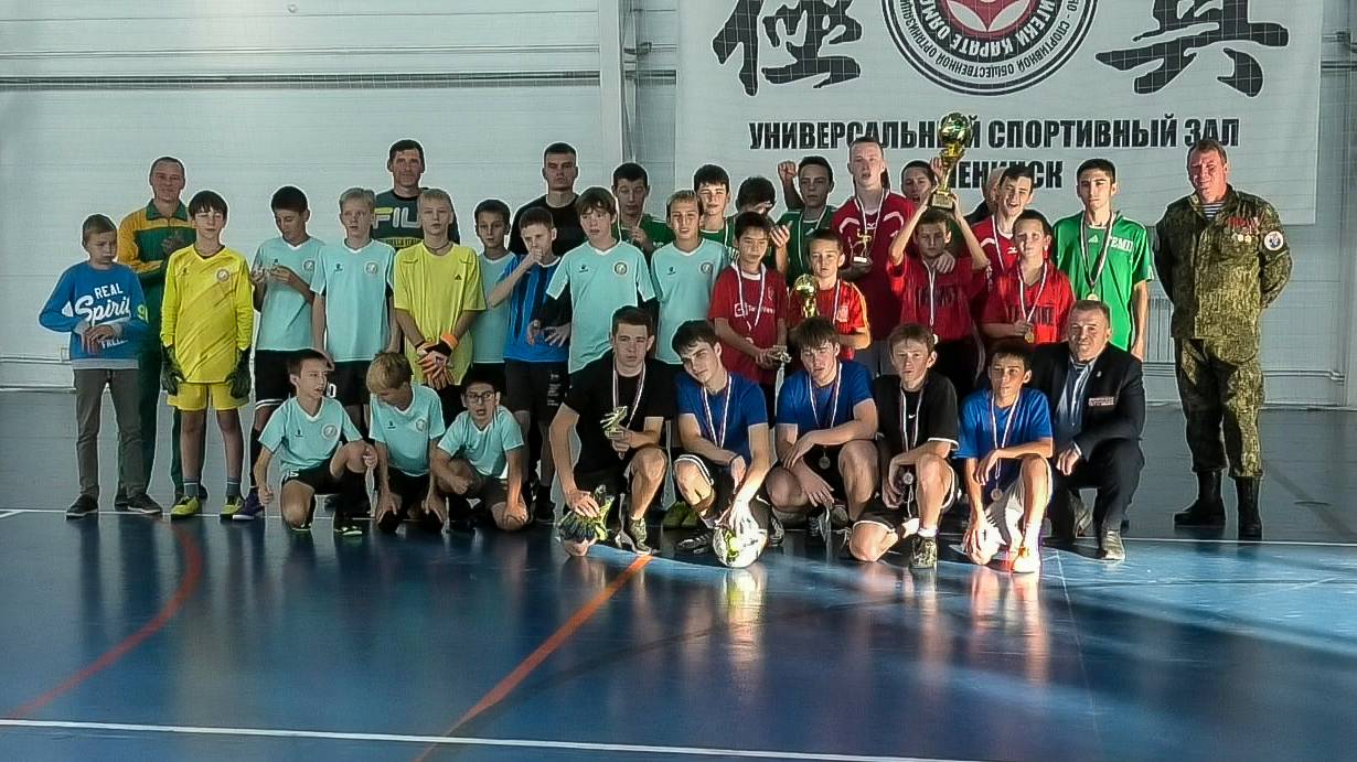 Ветераны организовали футбольный турнир для детей смотреть онлайн