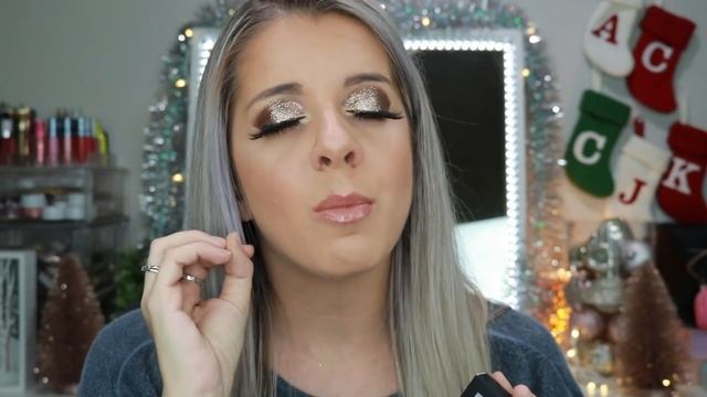 My Absolute Favorite Products of 2019 || Vlogmas Day 21 || смотреть онлайн