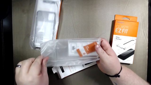 unboxing of Spigen case and screen protector for the iPhone 11, 11 pro, 11 pro max смотреть онлайн