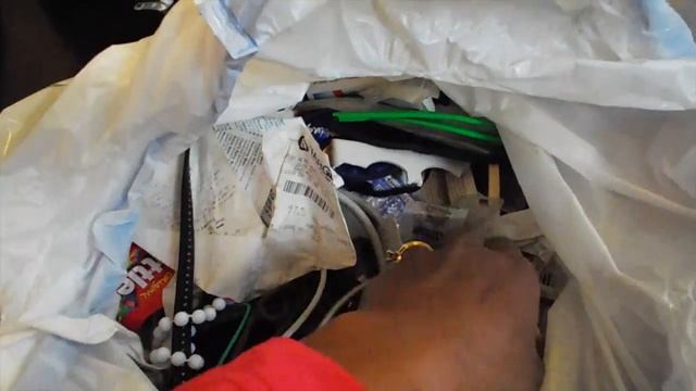 Dumpster Diving: Apple Macbook & Electronics MEGA Haul - FINDS смотреть онлайн
