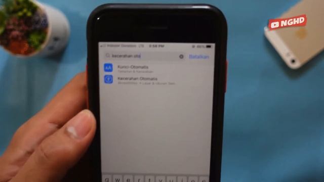 Cara mengatasi layar iphone terang redup sendiri смотреть онлайн