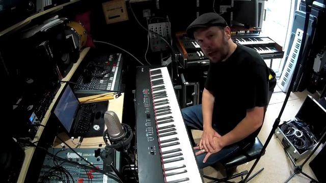 HARMONY_ Part 1 of 4 - find major and minor chords WITHOUT music reading! смотреть онлайн