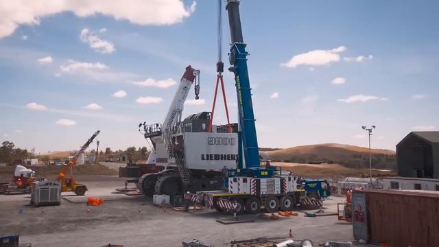 Liebherr - Assembly Of The Liebherr R 9800 Mining Excavator