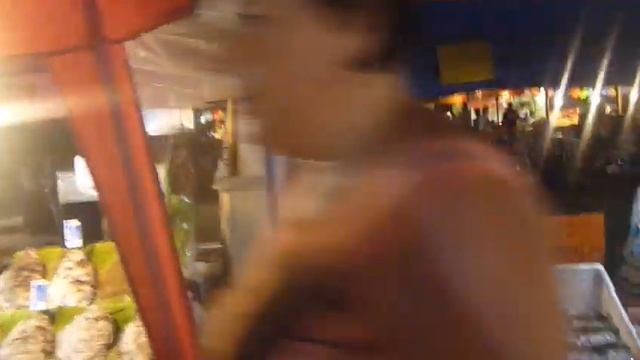 Таиланд Паттайя. Ночной рынок Джомтьен. Еда.2015. смотреть онлайн