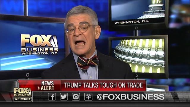 Trump talks tough on trade in Asia смотреть онлайн