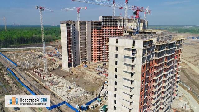 Обзор с воздуха ЖК «Полис на Комендантском» от застройщика «Полис Групп» (аэросъемка: май 2018 г.) смотреть онлайн