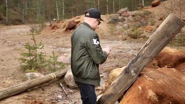 An iPhone 4S gets burned by a hairspray torch in slow motion - Can We fix It - Episode 1 смотреть онлайн