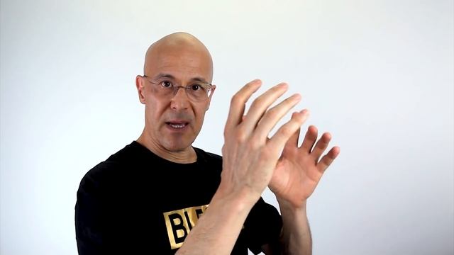 Prevent Smartphone Hand/Wrist Pain - Dr Alan Mandell, DC смотреть онлайн