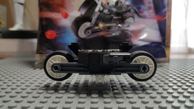 Сборка Lego Marvel (30679) Venom street bike (2024) смотреть онлайн