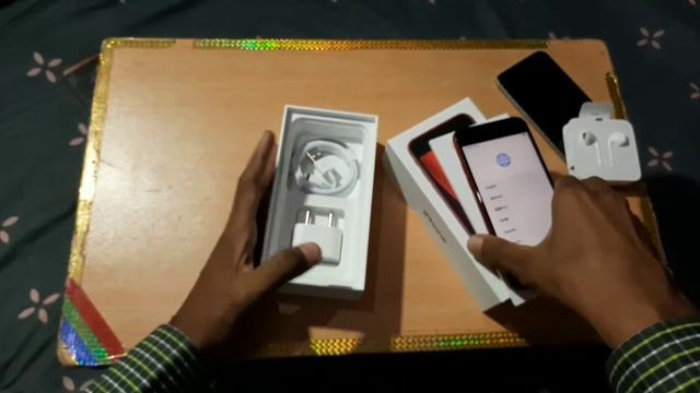 iPhone SE 2020 Unboxing: Red! смотреть онлайн