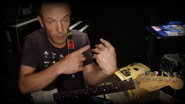 Problems with Barre Chords_ - An Approach… смотреть онлайн