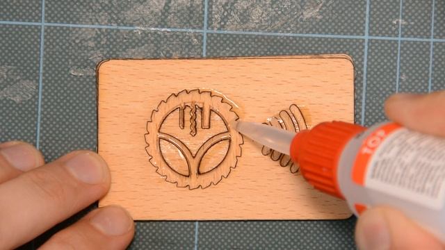 DIY Wooden Businesscard with NFC Tag смотреть онлайн