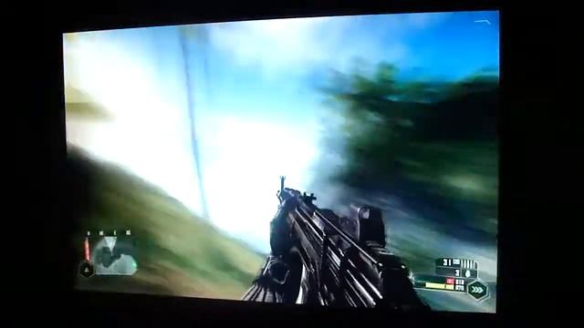 Crysis Gameplay Very High 1680x1050 - ATI 5830 смотреть онлайн