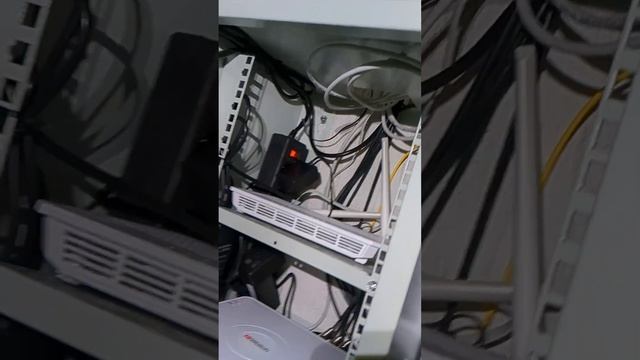 Видеонаблюдение и wi-fi в коттедже смотреть онлайн