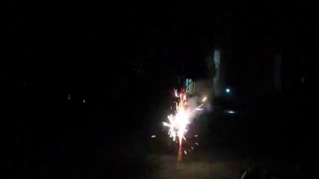 Firehawk FB347 12in Magic Carnival by Red Apple Fireworks смотреть онлайн
