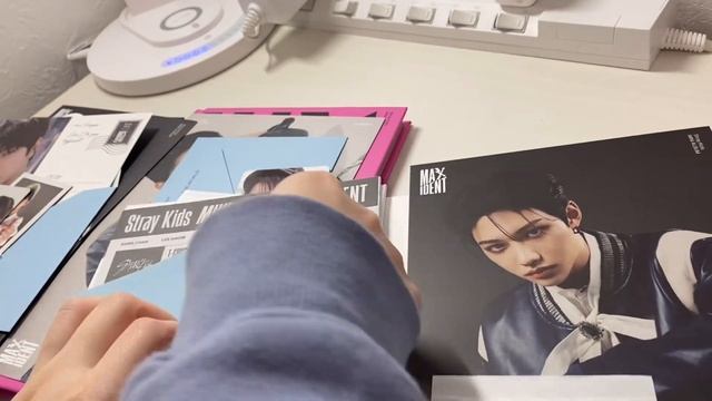 【Stray Kids】MAXIDENT開封/ JYP Applemusic SOUNDWAVE特典 / アルバム開封 unboxing スキズ смотреть онлайн