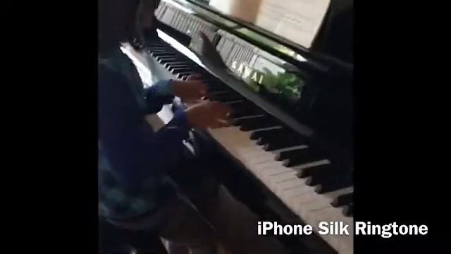 iPhone Silk Ringtone On Piano смотреть онлайн