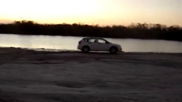 Off-roading with a Dodge Caliber смотреть онлайн