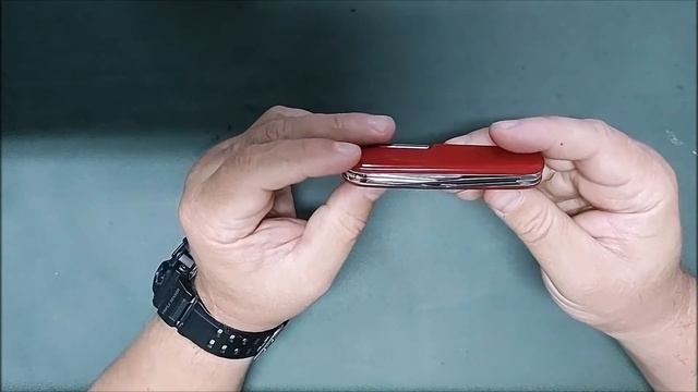 Victorinox Tinker 1.4603. Приятный универсал ) смотреть онлайн