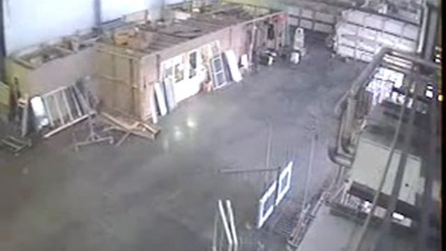 Chelyabinsk airblast hits a glass factory смотреть онлайн