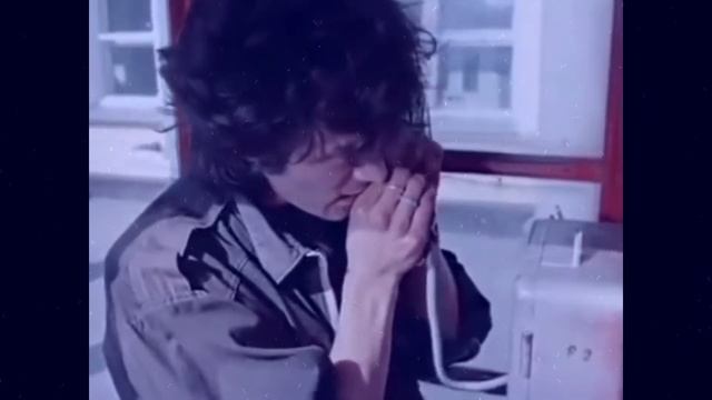 КИНО - Закрой за мной дверь (Piano Trap Remix) смотреть онлайн