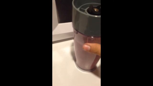 How To Make A Breakfast Strawberry Banana Smoothie смотреть онлайн