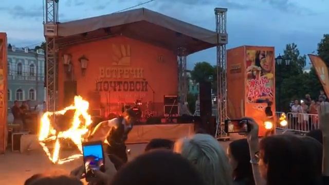 Дачный ВЛОГ/ дети в бассейне/Муж неформал смотреть онлайн