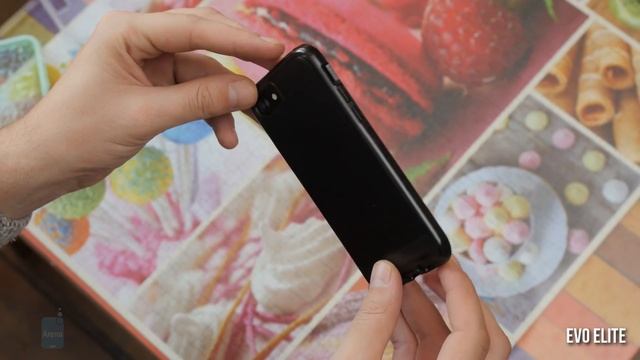 Hands on with tech21's iPhone 7 cases смотреть онлайн