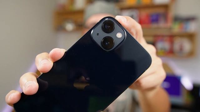 COMPREI IPHONE 13 EM 2024 (UNBOXING COMPLETO) смотреть онлайн