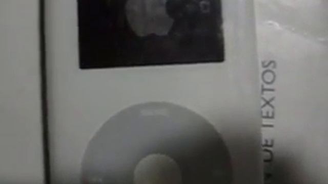 EXTRAÑA REPARACION IPOD, Gianfranco Gonzales смотреть онлайн