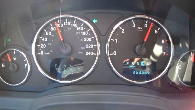 Jeep Cherokee Sport V6 3.7 4WD 0-100 Km/h. смотреть онлайн