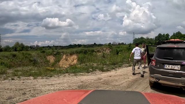 Duster vs Renegade 2023 [4k] смотреть онлайн