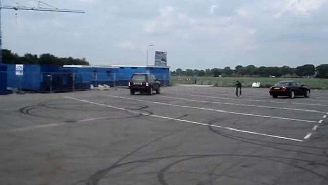 Range Rover Supercharged VS. Jaguar S-Type 2.7 D смотреть онлайн