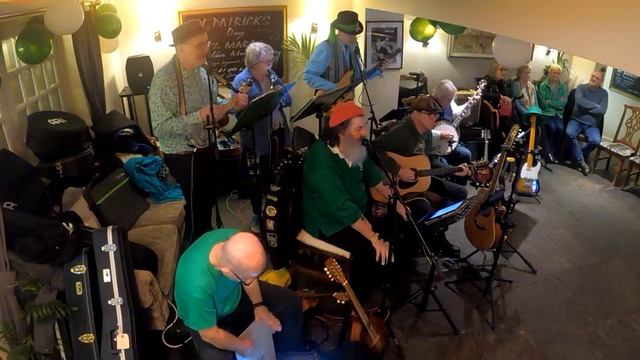 41 The Fields of Athenry 20240317 Rage Against The Poitin at The Swan Compton смотреть онлайн