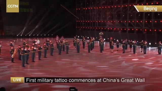 Live: First military tattoo commences at China’s Great Wall 2018“和平号角”上海合作组织军乐节开幕 смотреть онлайн