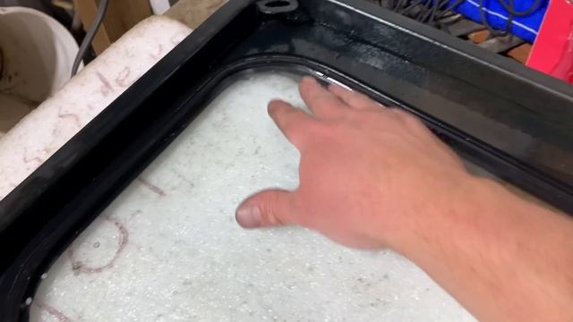 Willys Jeep Windshield Glass Install! смотреть онлайн