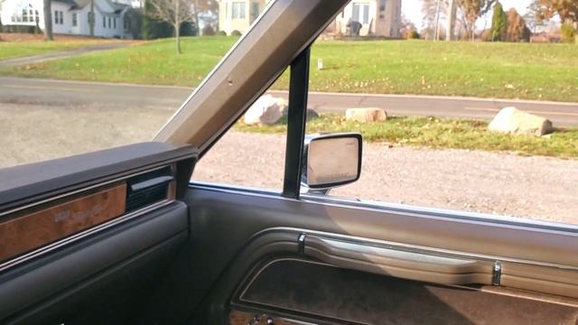 1985 Lincoln Town Car For Sale - 19k Miles!! смотреть онлайн