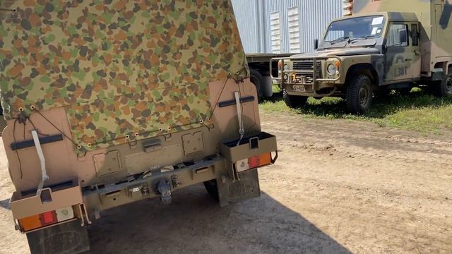 50199 Land Rover 4x4 FFR смотреть онлайн